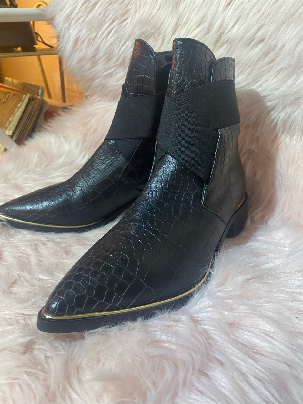 Valentina booties alligator print. Genuine leather made in Italy.